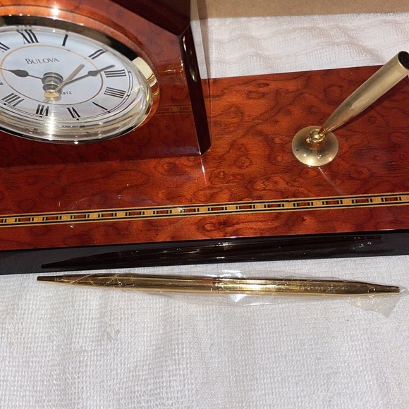 Bulova Clock and Pen Set - Picture 4 of 9